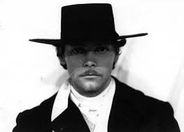 patric dewaere chapeau