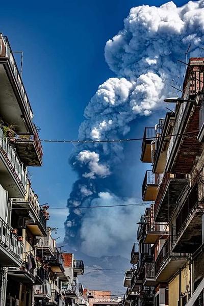 etna eruption mars 2021