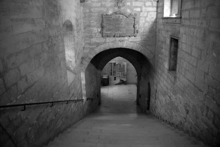 1PalaisdesPapes_7