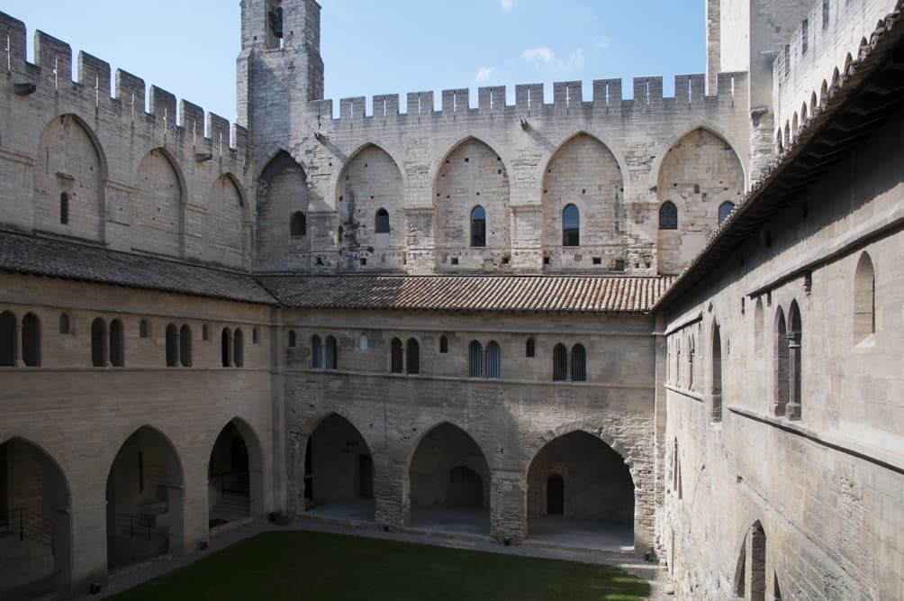 palais des papes Avignon Palais Vieux Palais neuf