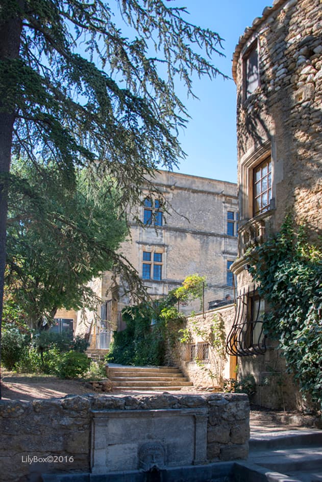 Lourmarin7