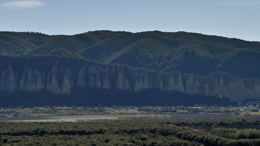 pénitents des mées depuis montfort