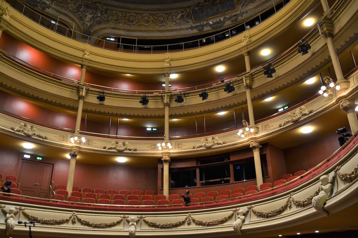 Balcon opera avignon rénovation travaux