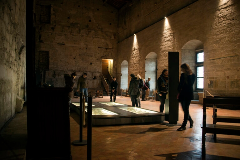 1PalaisdesPapes_8
