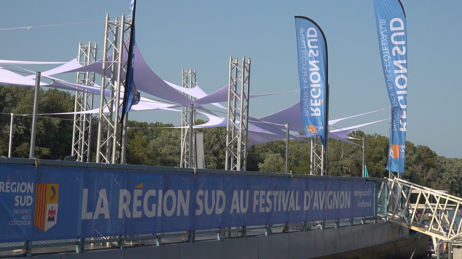 péniche de la Région Sud