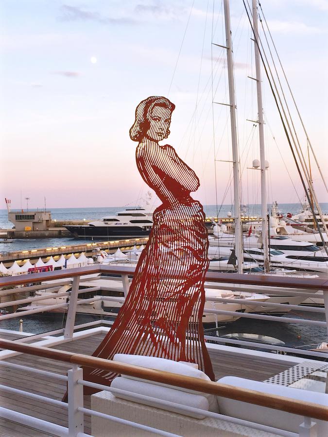 Statue Princesse Grace à Monaco de Marcos Marin