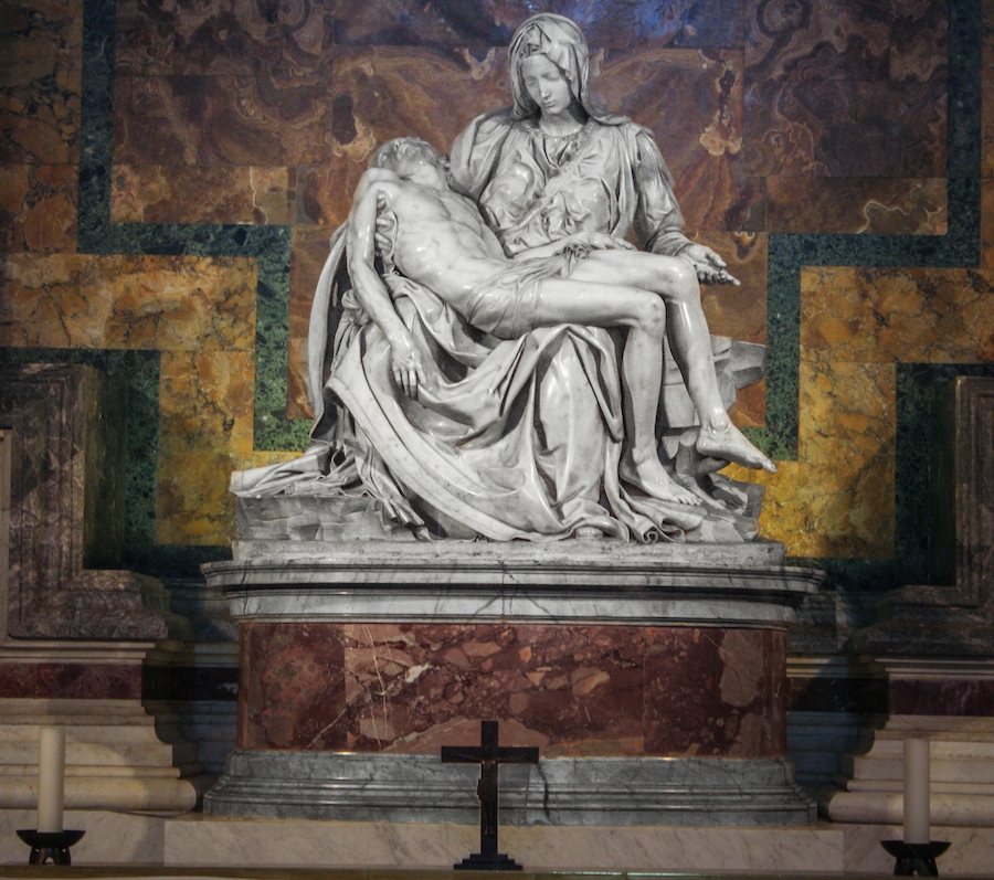 Pietà_de_Michel_Ange