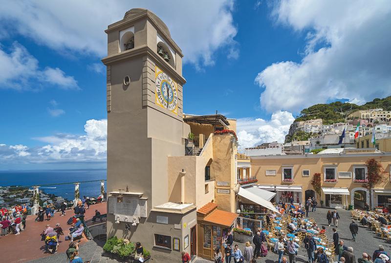 Vue d’un symbole de Capri, la Piazzetta
