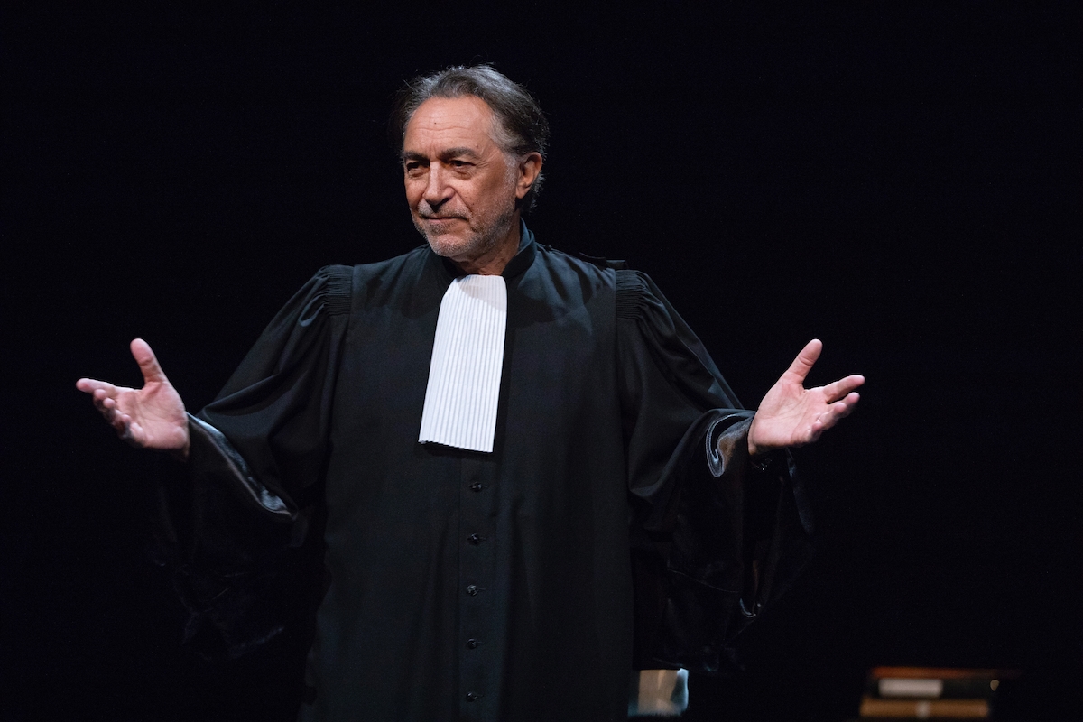 Theatre toursky saison 2020 2021 RichardBerry-Plaidoiries©CélineNieszawer
