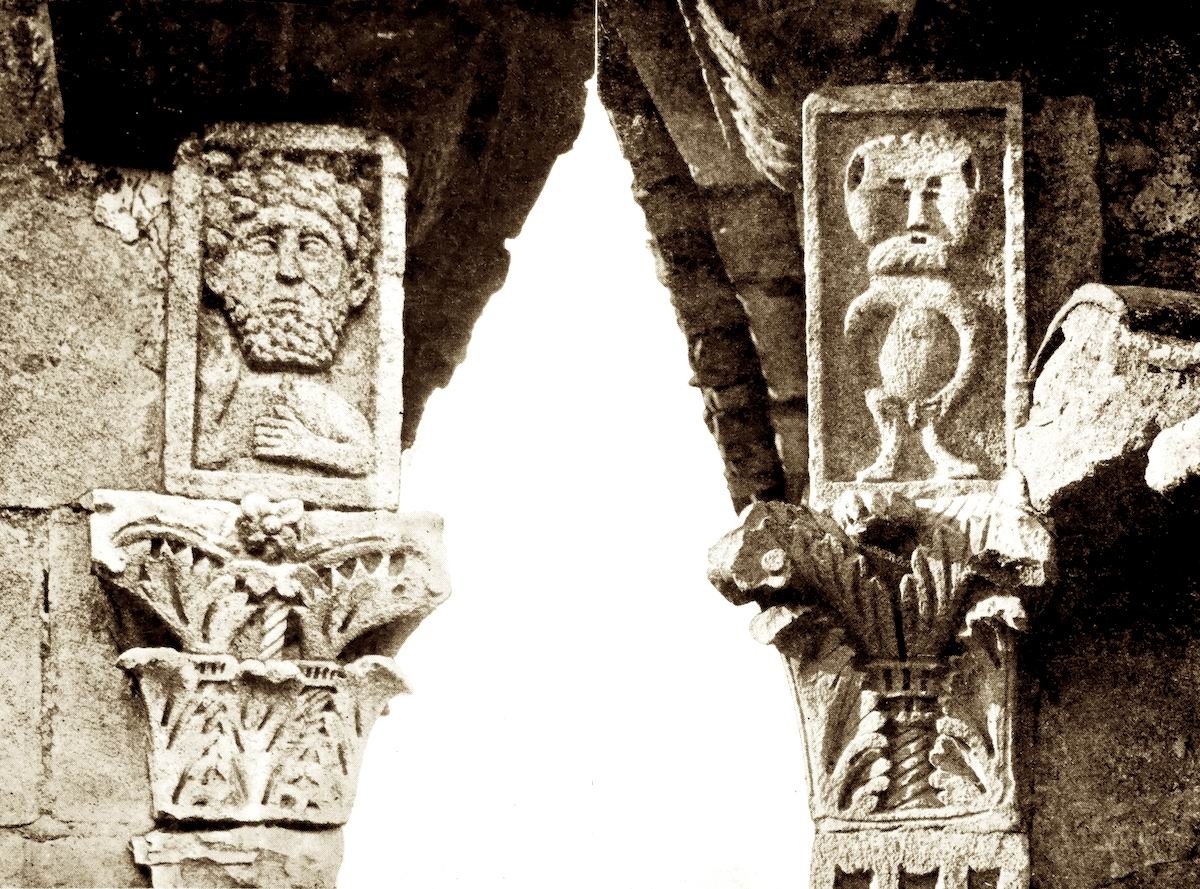 Chapelle Saint Quenin- Chapiteau ©AA