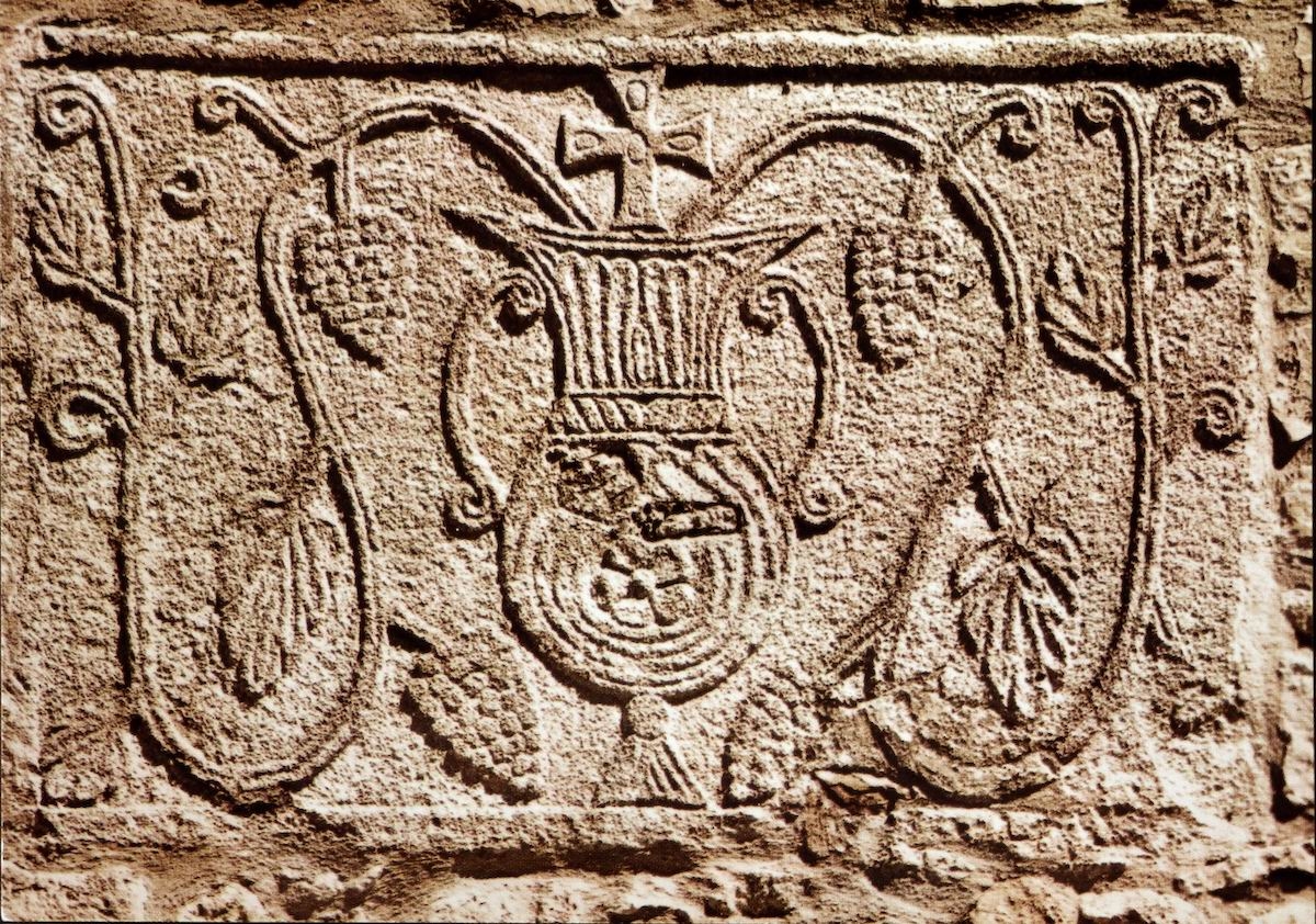 Chapelle Saint Quenin armoiries ©AA