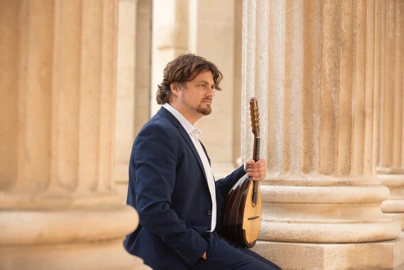 Vincent Beer-Demander mandoline portrait (c) Raphael Arnaud