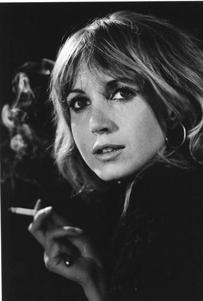 bulle ogier actrice portrait cigarette
