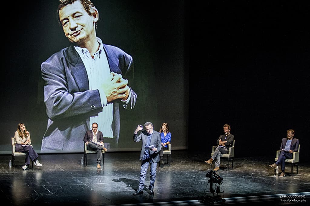 gad elmaleh hommage pierre desproges scene anthea antibes