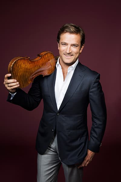 Renaud Capucon violon concert portrait copyright Simon Fowler