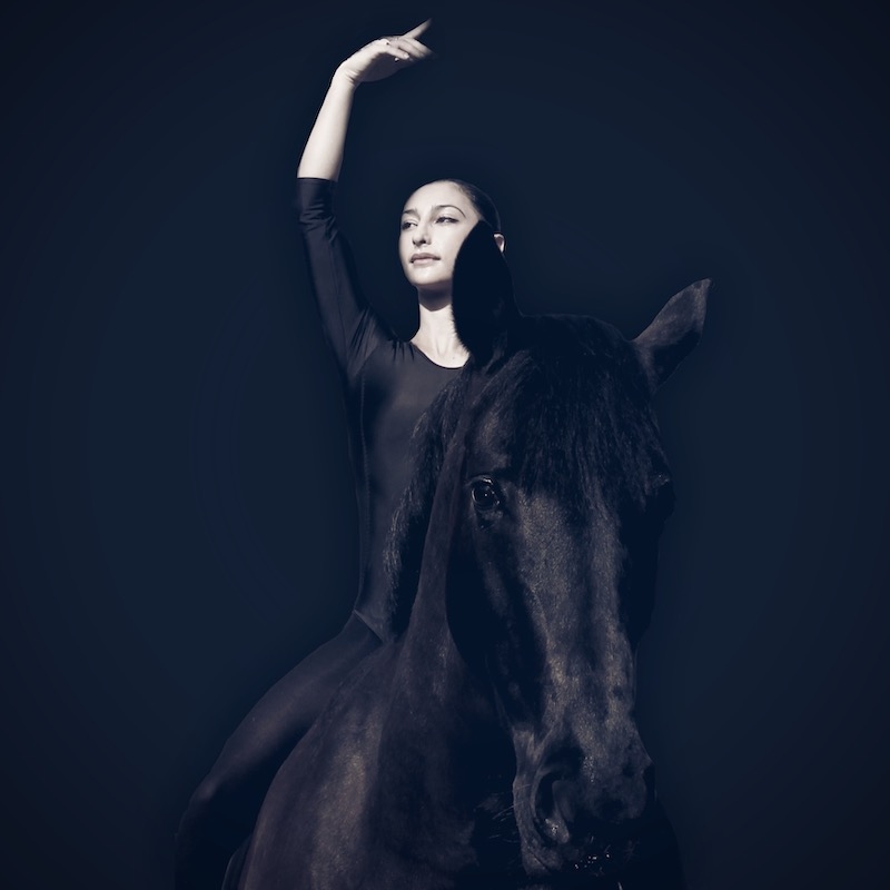 Caroline Osmont Patino - Cheval Passion 2022 spectacle équestre Avignon