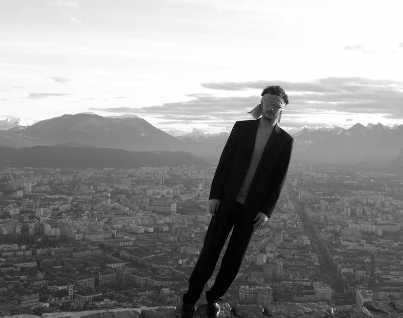 Yoann Bourgeois artiste cirque chorégraphe spectacles