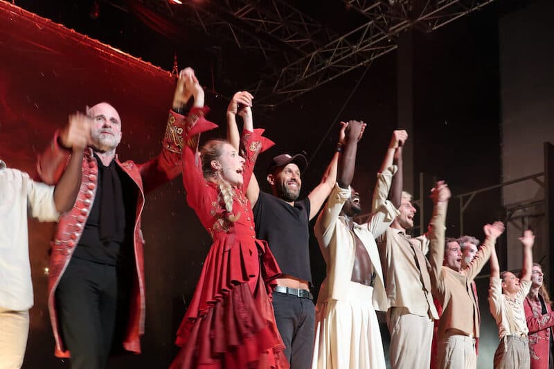 Folia Mourad Merzouki chorégraphe danseurs