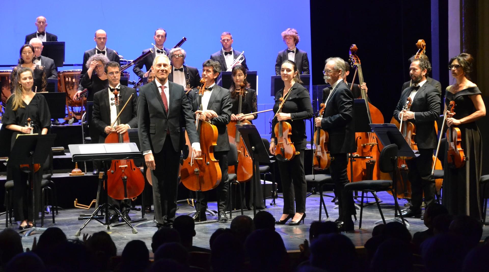 Arie van beek concert 2023 musiciens Orchestre national avignon Provence