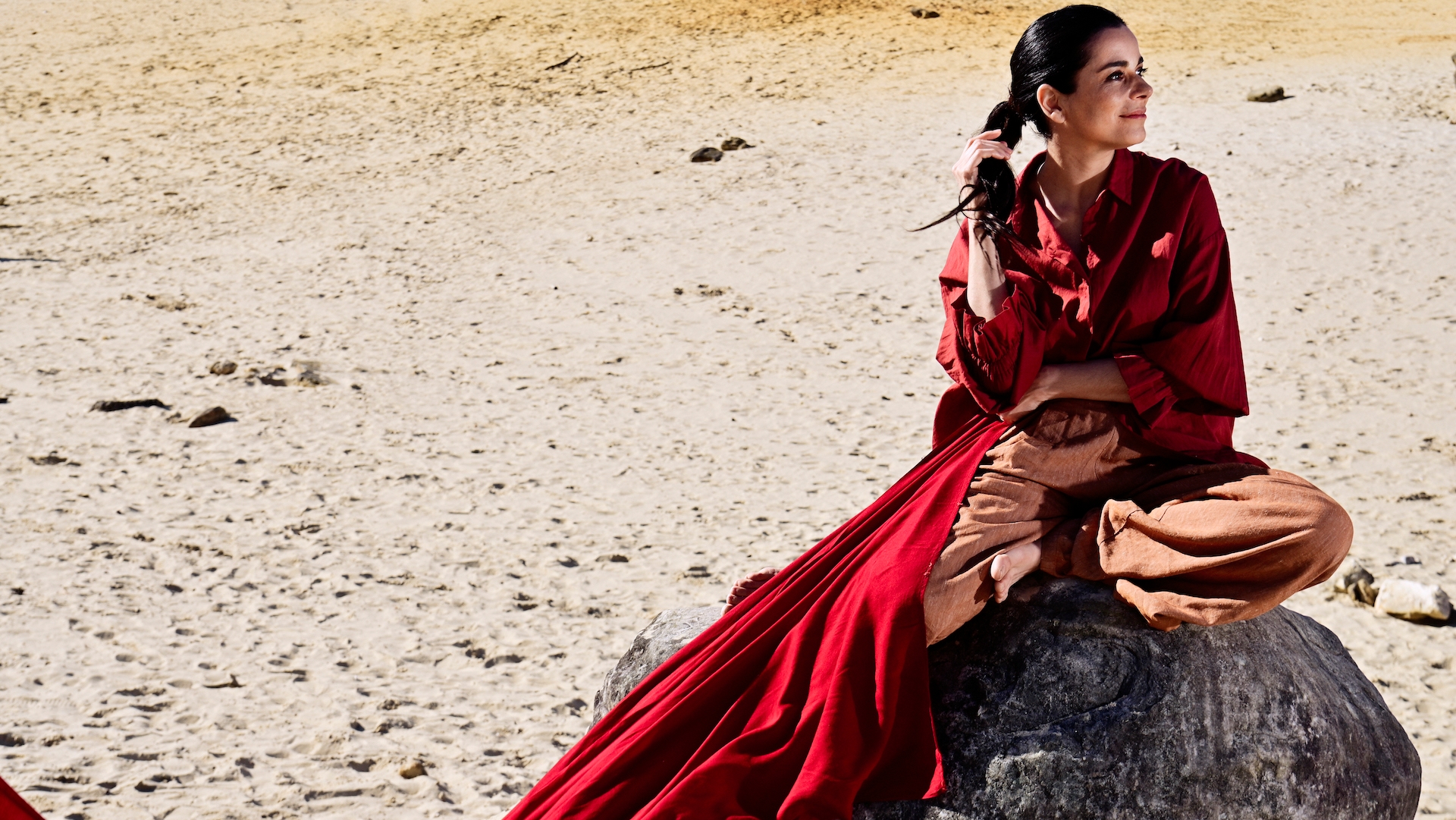 Amel Brahim-Djelloul dernier album les chemins qui montent