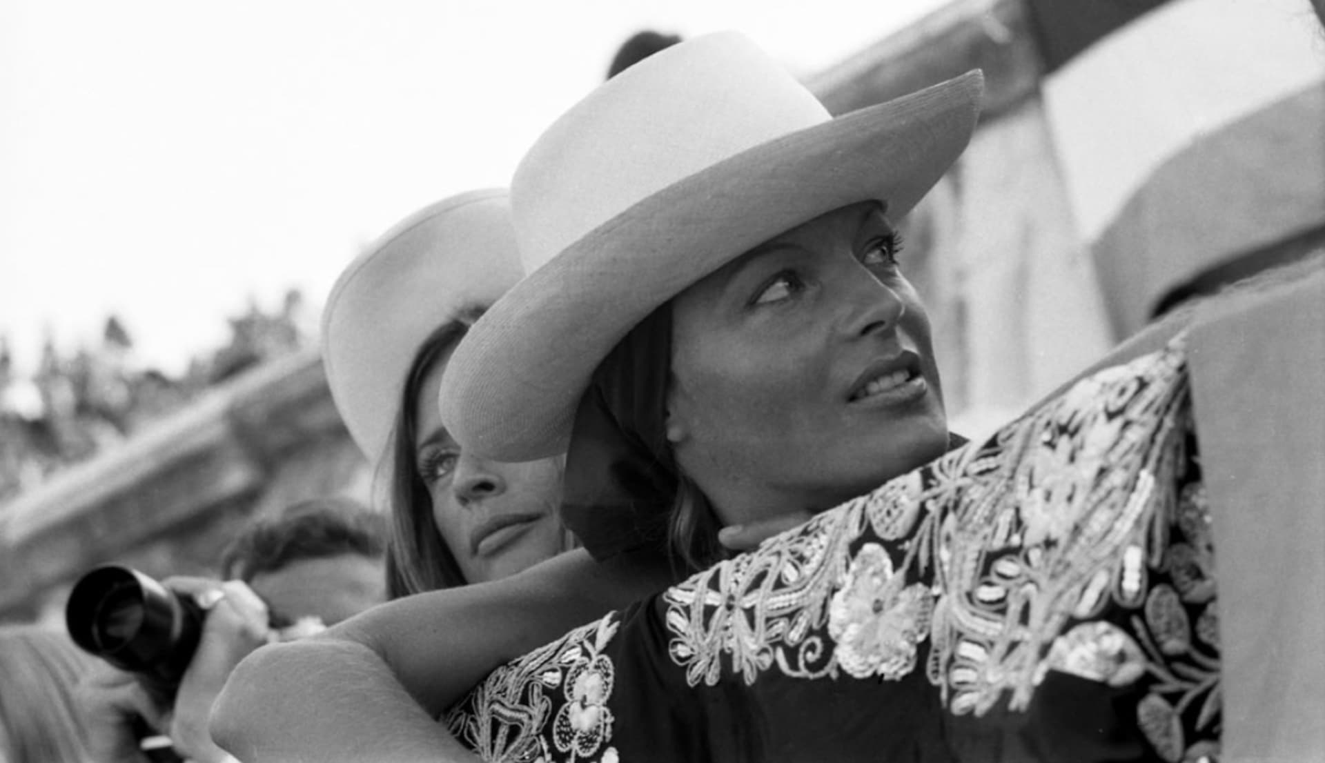 Romy Schneider - Les arlesiens choisissent Clergue - Musee Reattu Arles