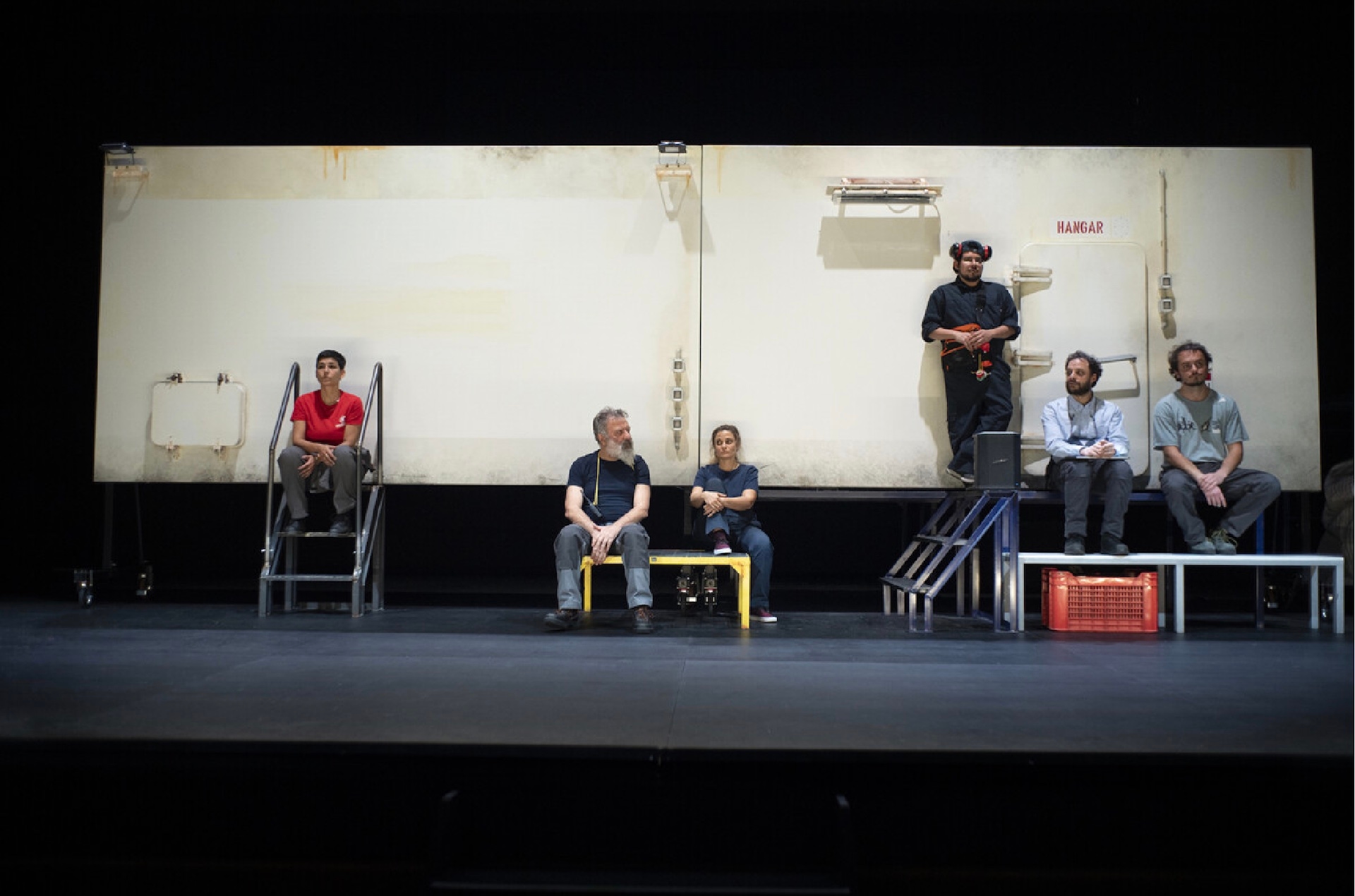 Spectacle A PLACE OF SAFETY Biennale des arts et de la scene - Montpellier 2025