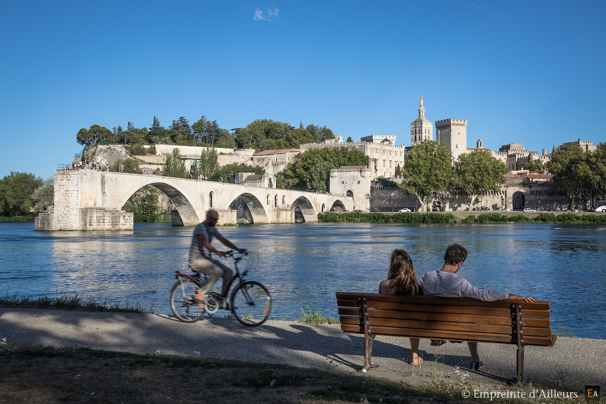 palais des papes et pont davignon ©Empreinte dailleurs