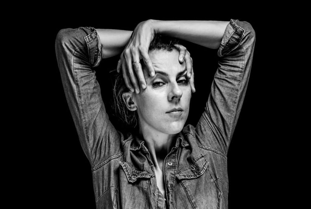 nicole ferroni humoriste