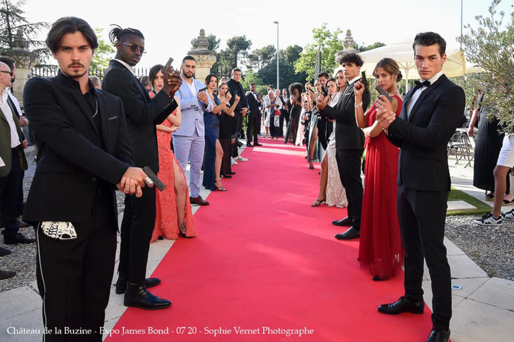 inauguration exposition James Bond chateau de la buzine