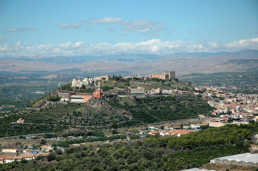 etna ville de paterno