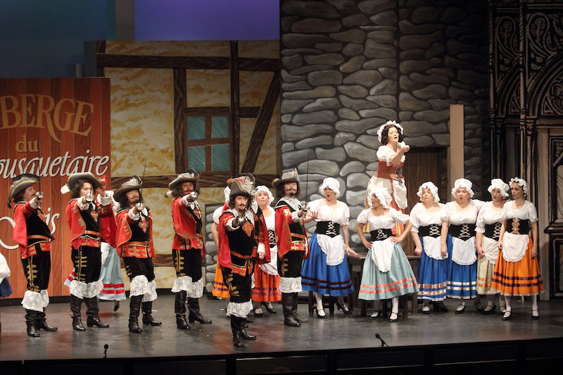 LES MOUSQUETAIRES AU COUVENT Theatre de l odeon programme 2022 2023