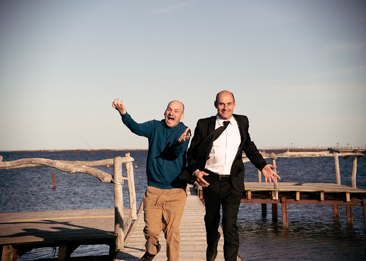 Presque Film résumé Bernard campan et alexandre Joliien