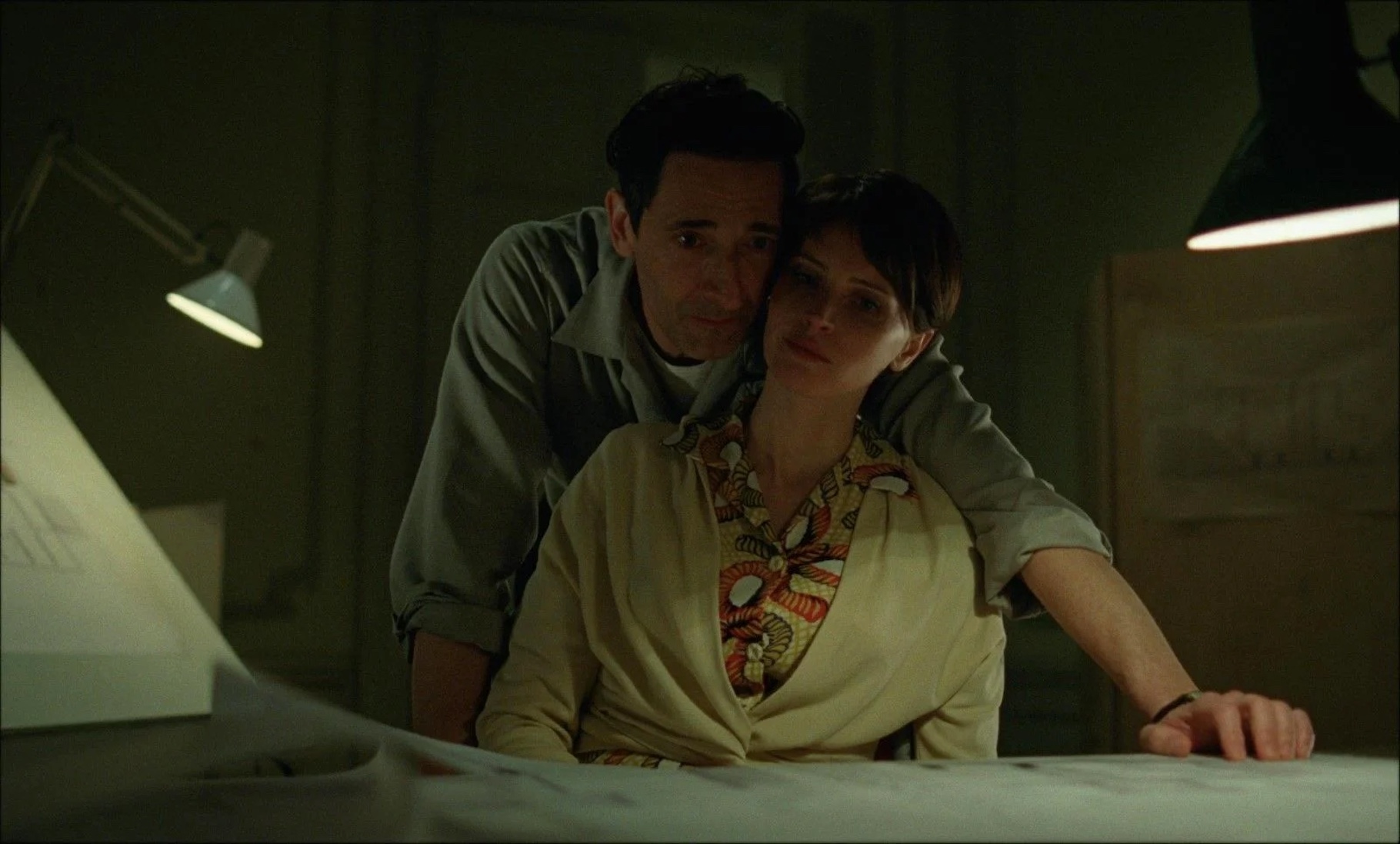 The brutalist histoire vraie Adrien Brody - Felicity Jones