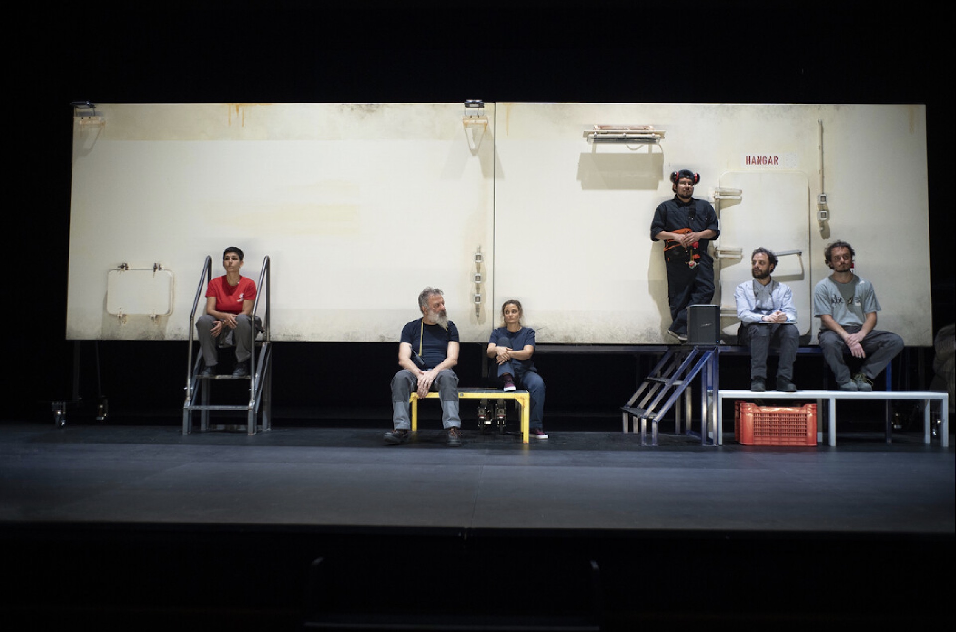 Spectacle A PLACE OF SAFETY Biennale des arts et de la scene - Montpellier 2025