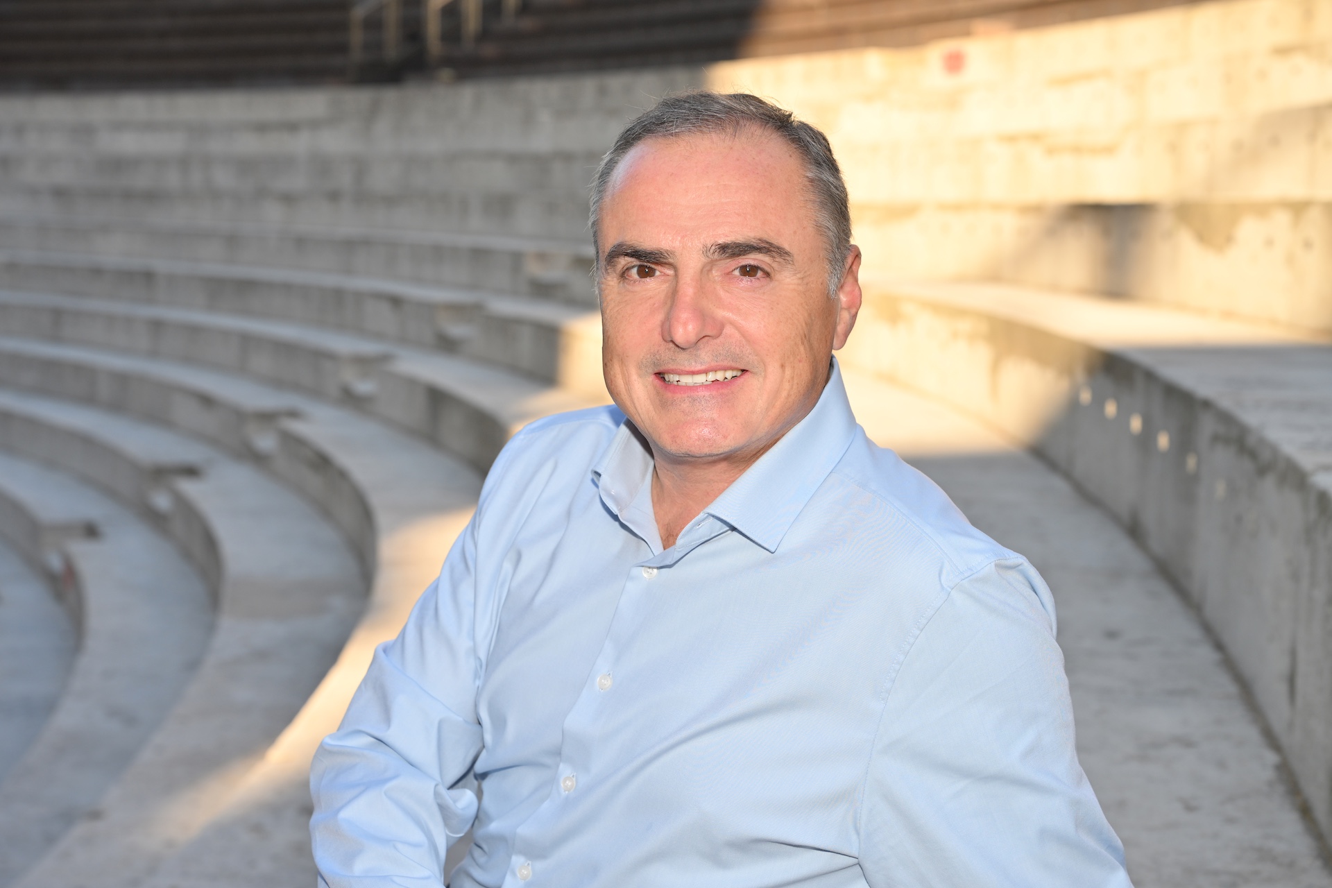 Bruno Messina, nouveau directeur des Chorégies d'Orange, dans le théâtre antique