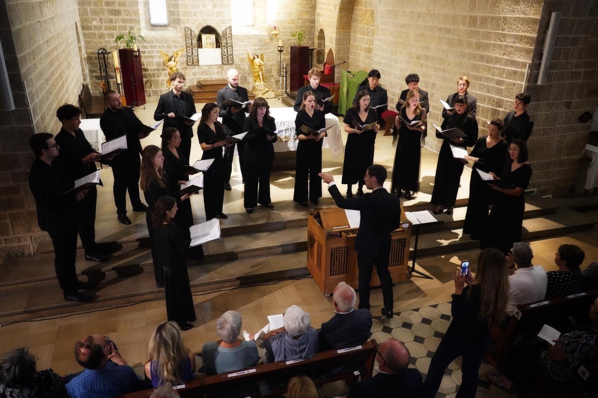 Maîtrise Notre-Dame de Paris dirigée par Henri Chalet, de Renaud Capuçon et les Variations Goldberg à la clôture du Festival d’art sacré d’Antibes